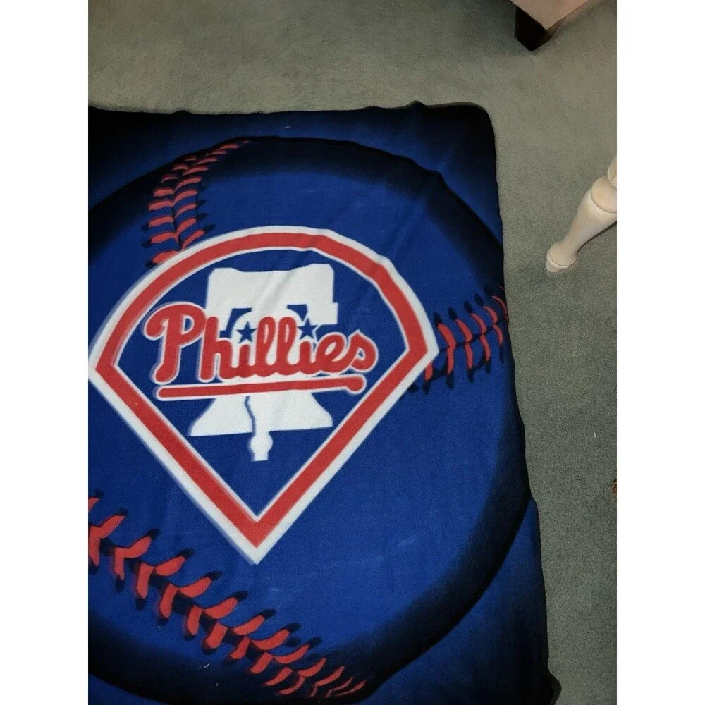 Philadelphia Phillies MLB 5x4 Fleece Blanket Preowned Excellent